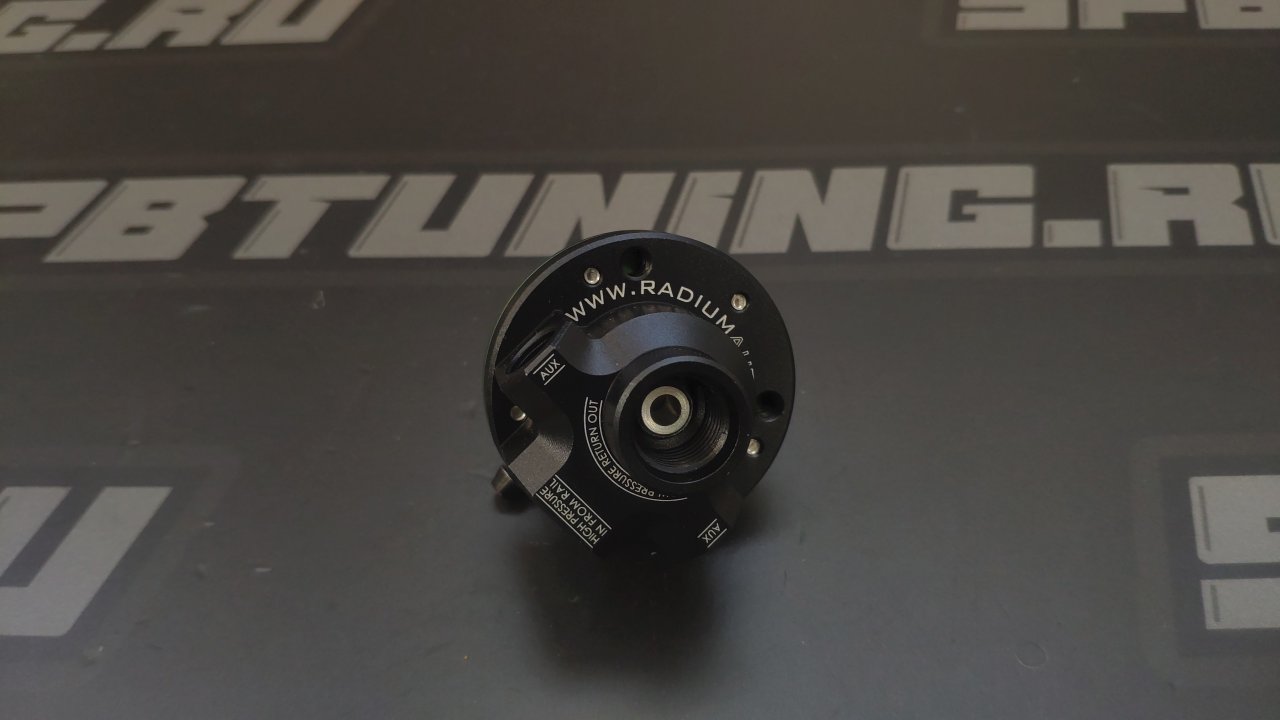 Регулятор давления топлива Radium Engineering , зеленый