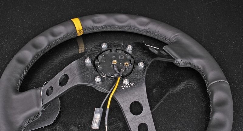 Руль NRG 350 мм, большой вылет, кожа.