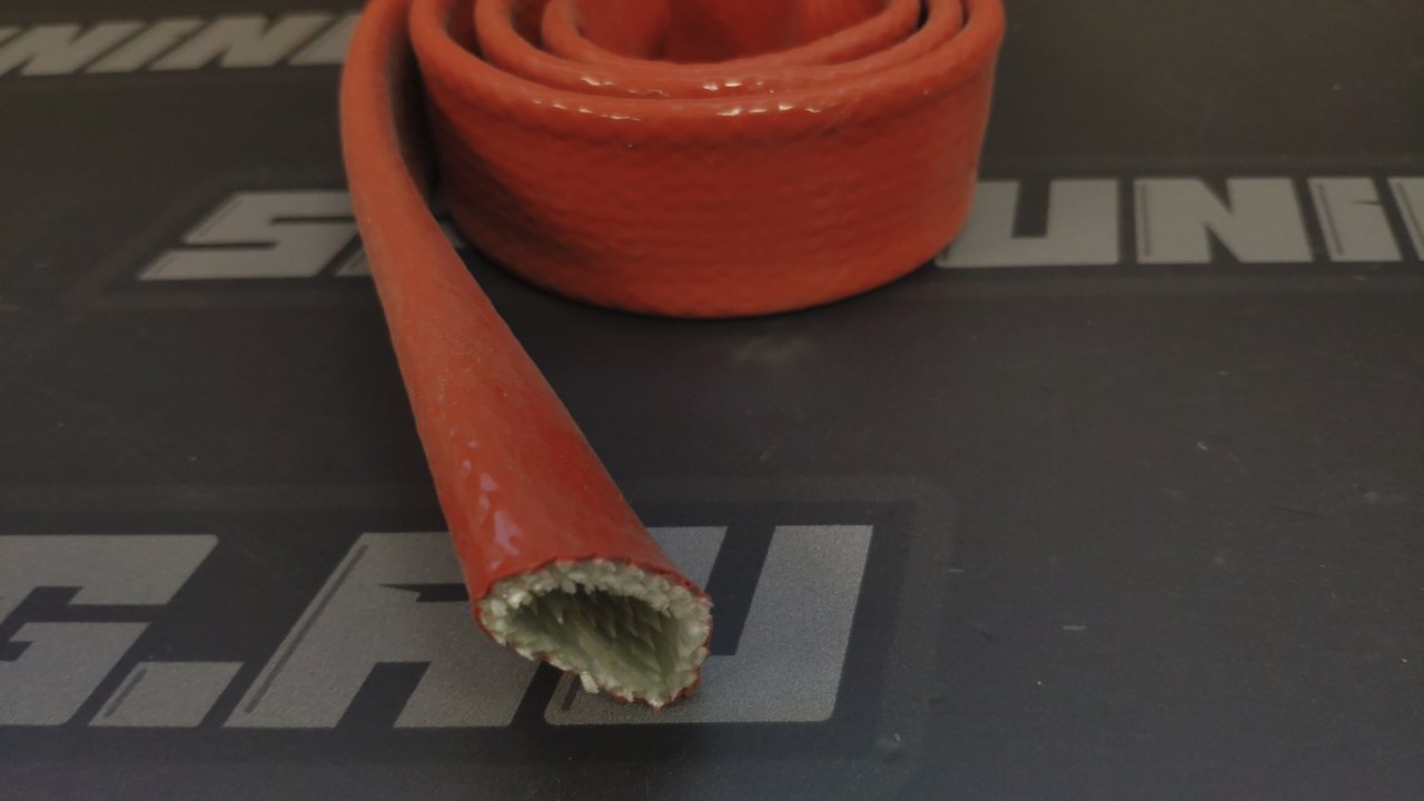 Термоизоляция шлангов и проводов с силиконовым покрытием 10 мм