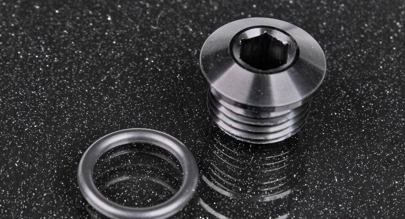 Фитинг заглушка ORB6 с резиновым кольцом, черная