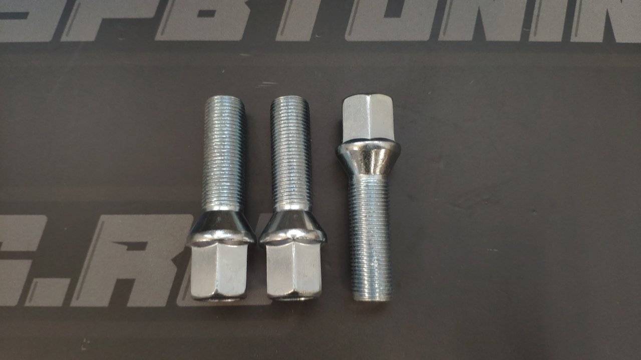 Комплект болтов 14*1.25  L-40mm