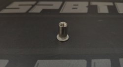 Заклепка-гайка плоский буртик М5 нержа.