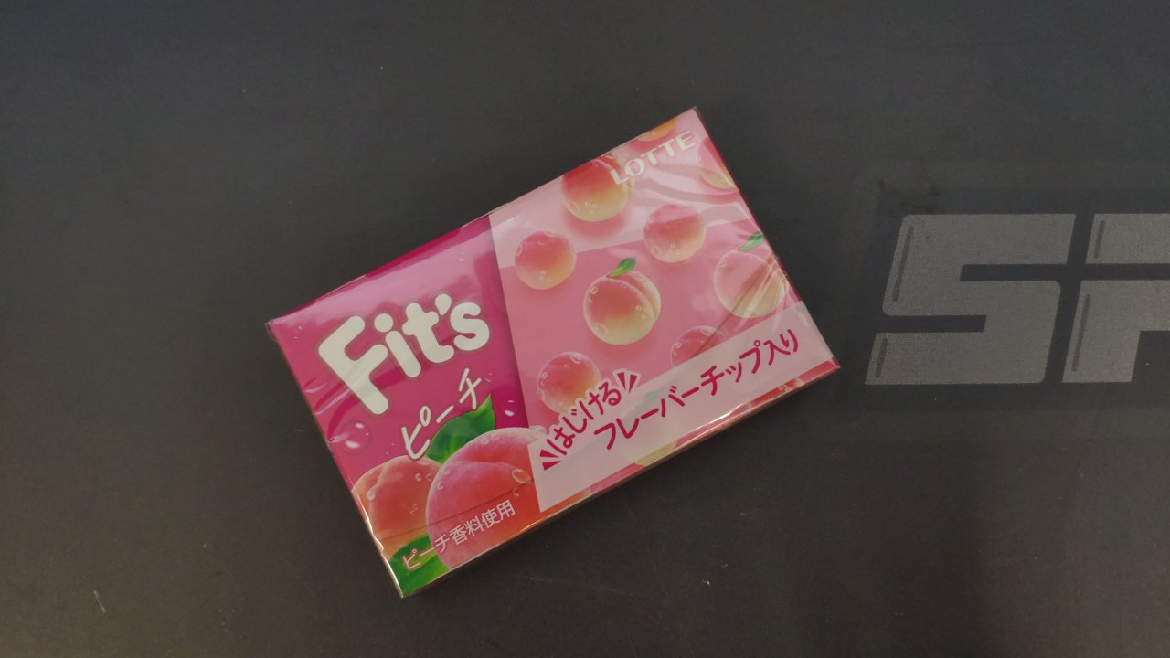 Резинка жевательная FIT`S Peach персик, Lotte, 24.6 г.