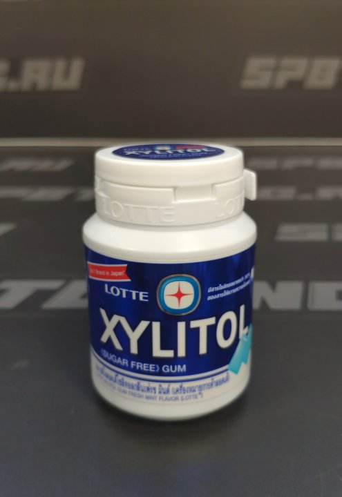 Резинка жевательная Xylitol Fresh Mint "Освежающая мята", Thai Lotte, 58г,