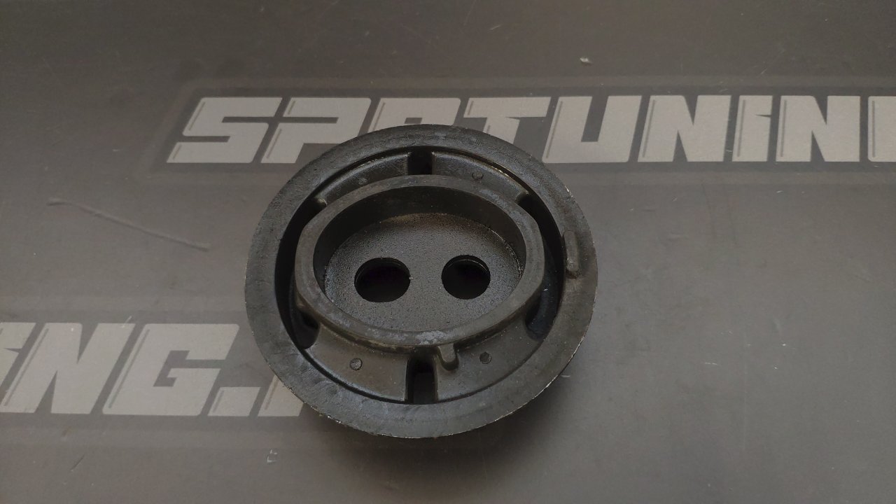 Подушка редуктора в подрамник (2 отв)