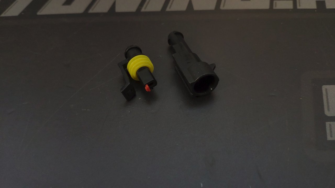 Разъем герметичный 1pin черный