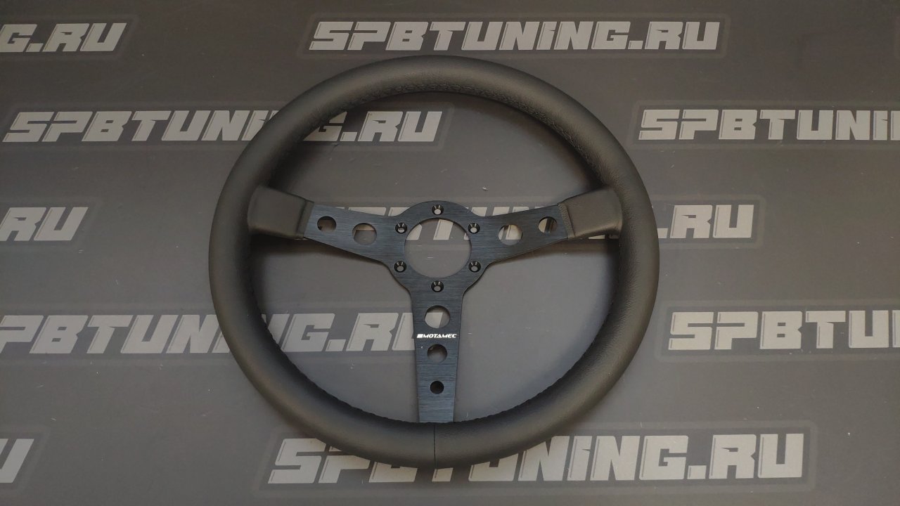 Спортивный руль Motamec Classic Steering 350mm