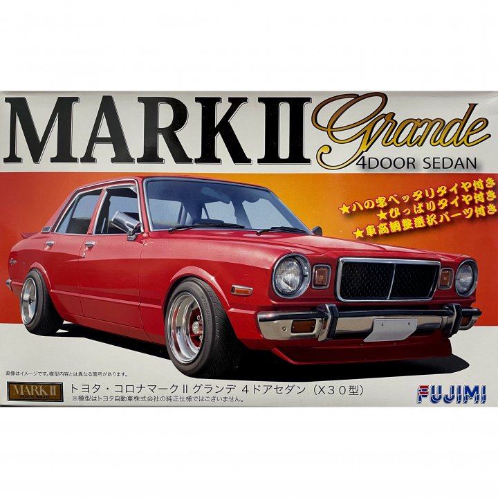 Сборная модель Fujimi Toyota Corona Mark II Grande 4Dr Sedan (X30)