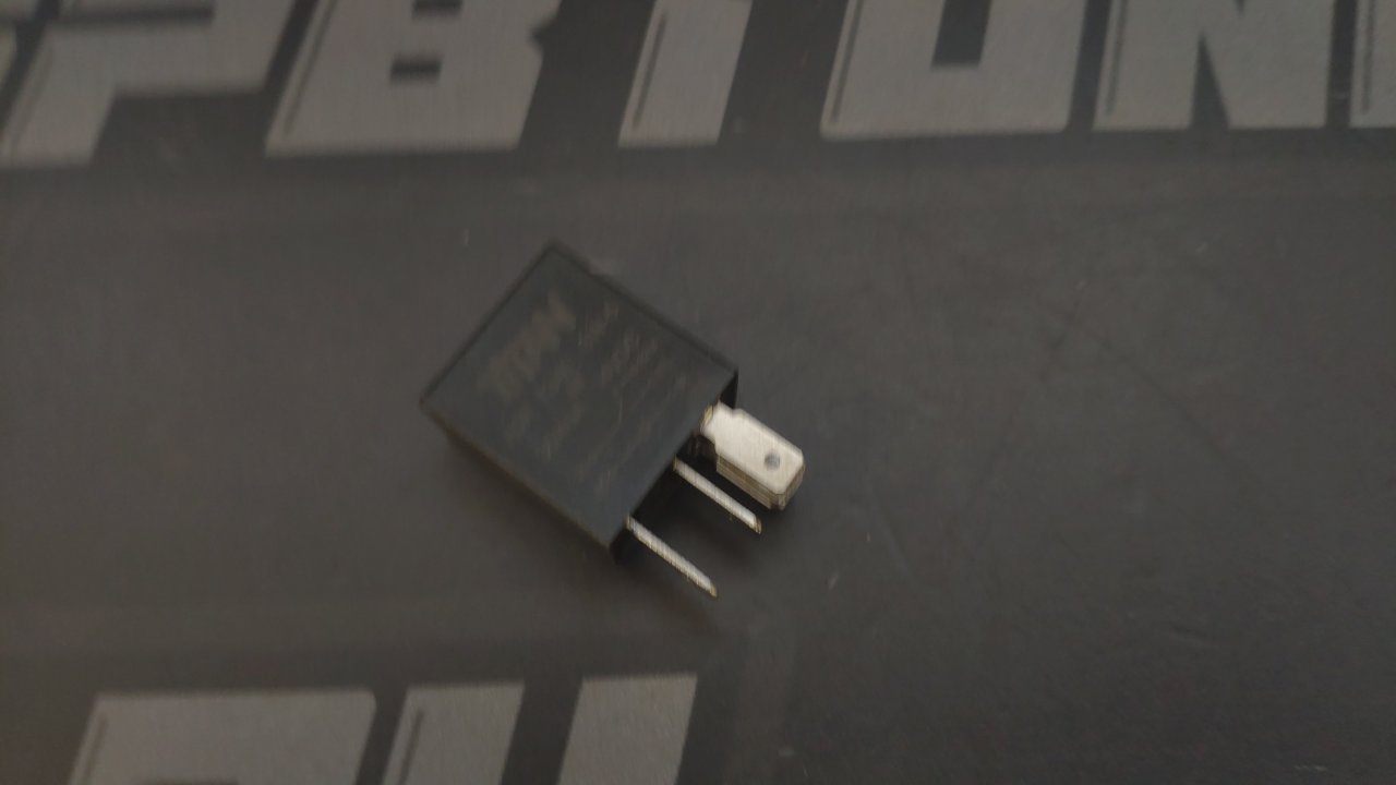 Автомобильное реле блокировки узкое, 5ти контактное, 12В 40A