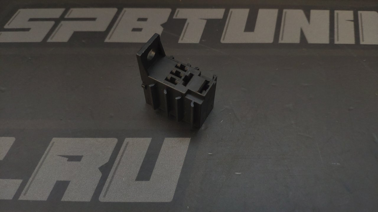 Колодка под 5-ти контактное реле узкая