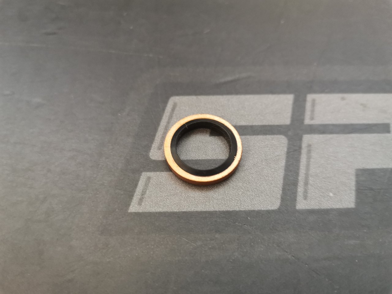 Шайба медная-обрезиненная топливной системы 12мм. 