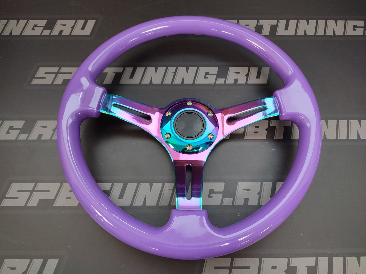 Руль под дерево фиолетовый c цветным центром