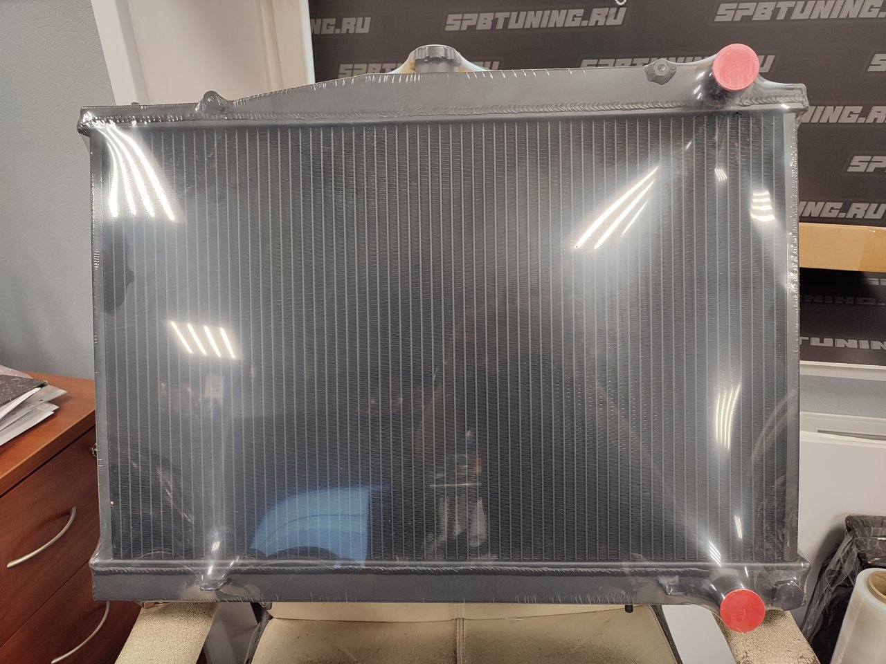 Радиатор алюминиевый Nissan Skyline R33 88мм MT AJS - черный