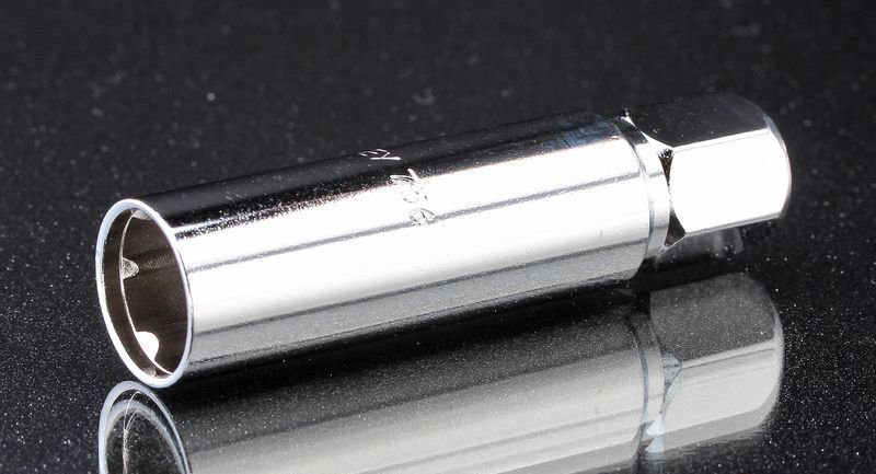 Гайки колесные 12*1,25*33 конус, 16 шт. и 4 секретки, алюминий, серебрянные