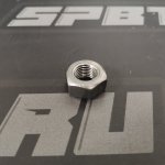 Гайка приварная для ремней безопасности 7\16-20 UNF