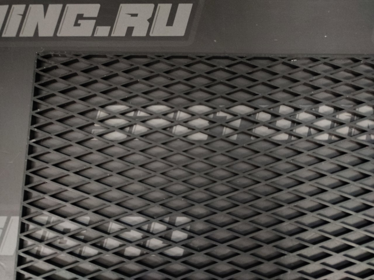 Решетка в бампер универсальная, пластик, 40*120см (ромб сетка)